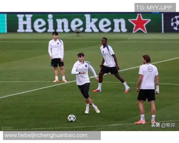 巴黎圣日耳曼迎战勒阿弗尔争夺法甲冠军荣耀之战